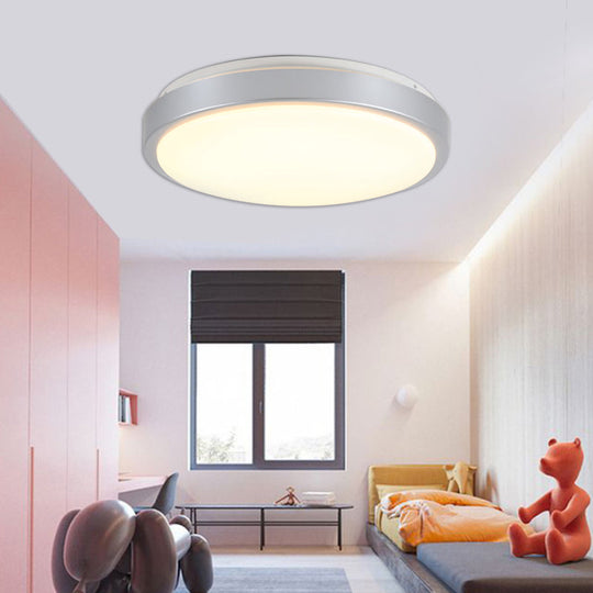 Modern LED Flush Mount Ceiling Light in Silver with Acrylic Shade, Available in 3 Sizes and Warm/White Light for Living Rooms