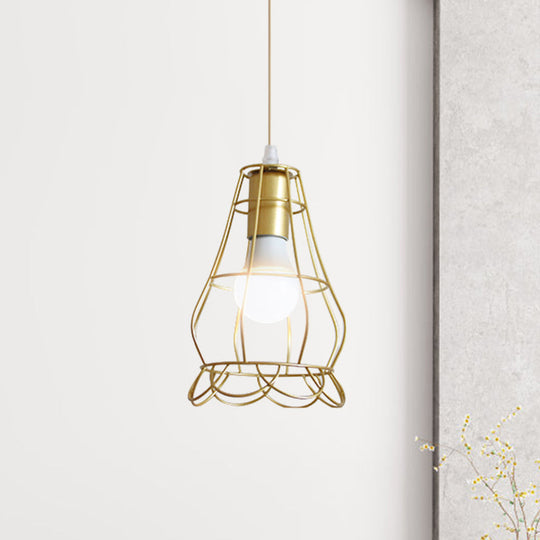Gold Wire Cage Pendant Light - Retro Industrial Iron Hanging Lamp with Shade for Coffee Shop