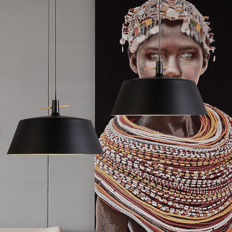 Contemporary Metal Pendant Lamp with Shade - Stylish Dining Room Hanging Light Fixture in Black/White