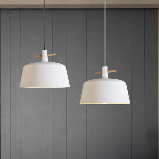 Contemporary Metal Pendant Lamp with Shade - Stylish Dining Room Hanging Light Fixture in Black/White