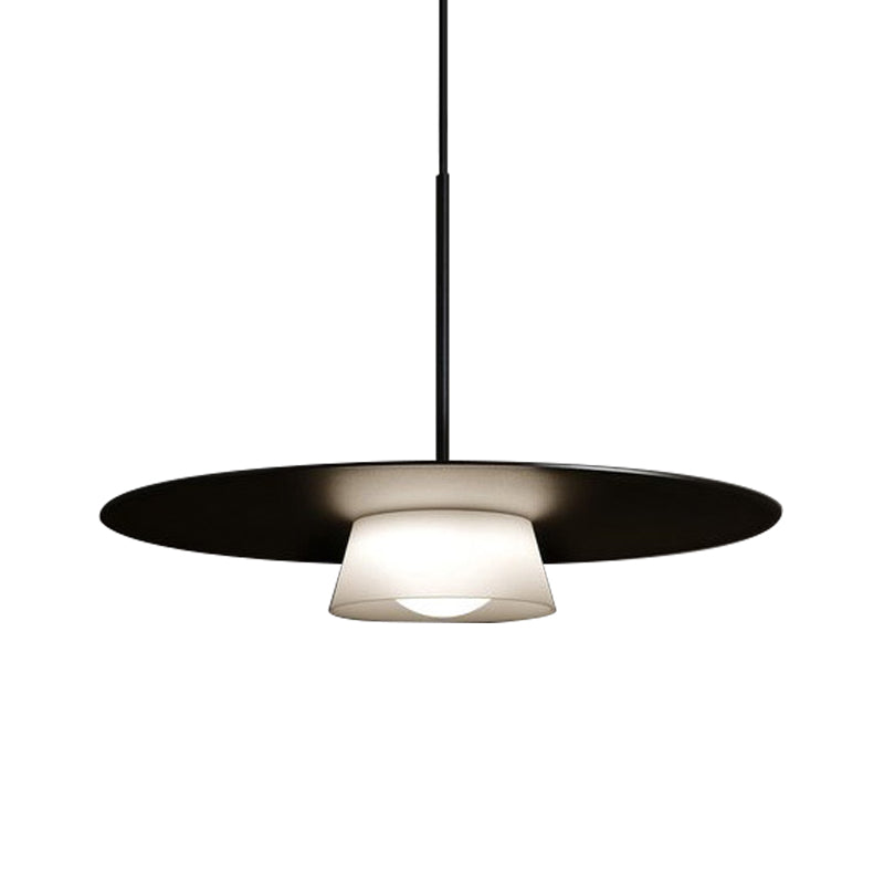 Minimalist Black and White Pendant Ceiling Light - Wide-Brim Hat Design, Iron Construction, 1-Bulb Suspension Lamp for Dining Table