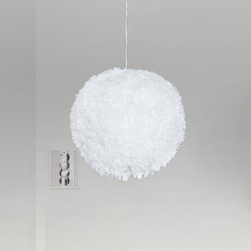 Lampe suspendue moderne en forme de globe en peluche blanche - 1 tête d'éclairage de suspension en tissu pour chambre à coucher"
 (8"/12" de diamètre)