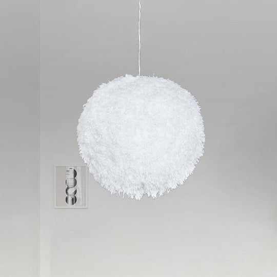 Lampe suspendue moderne en forme de globe en peluche blanche - 1 tête d'éclairage de suspension en tissu pour chambre à coucher"
 (8"/12" de diamètre)