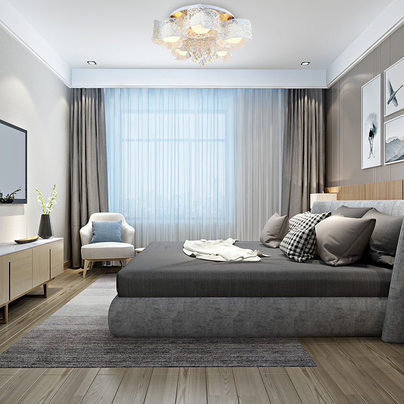 Plafonnier en cristal moderniste avec motif floral gravé, 3/5 lumières, abat-jour en boule de verre opale (rose/blanc)