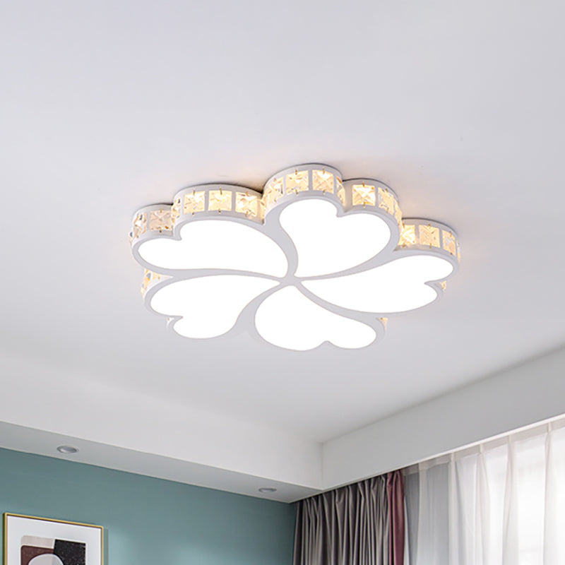 Nordic Clover Crystal Flush Mount Ceiling Light - Black/White/Gold LED Illumination for Bedroom