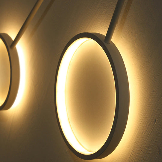 Modern Spoke Design LED Flush Mount Acrylic Ceiling Light in Black/White – Warm/White Illumination