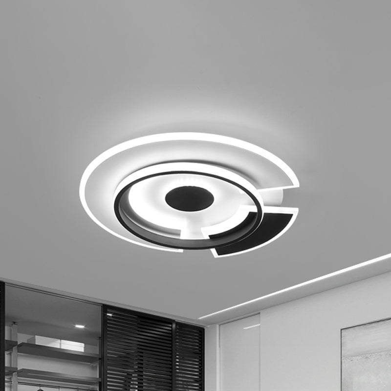 Modern Metallic LED Minimalism Ceiling Light Fixture - Circular Flush Mount in Black/White, 18"/21.5" W