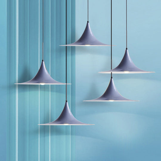 Suspension trompette 16"/19"W Simplicity Metal 1 lumière noire/grise/blanche