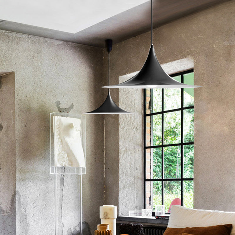 Suspension trompette 16"/19"W Simplicity Metal 1 lumière noire/grise/blanche