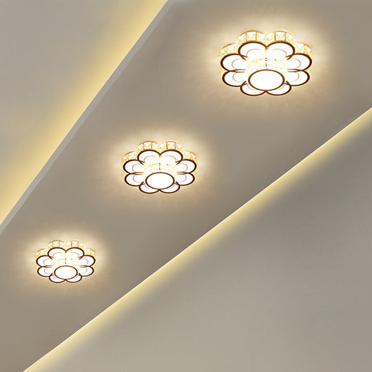 Beveled Crystal Flower Ceiling Light: Simple Led Flush Mount Fixture - 10/12 Width Gold / 10