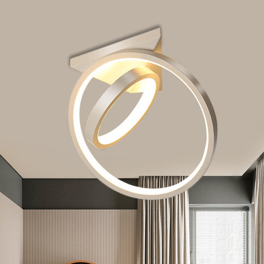 Sleek Circles Flush Lamp Fixture: Metallic Black/White LED Ceiling Flush Mount in Warm/White Light