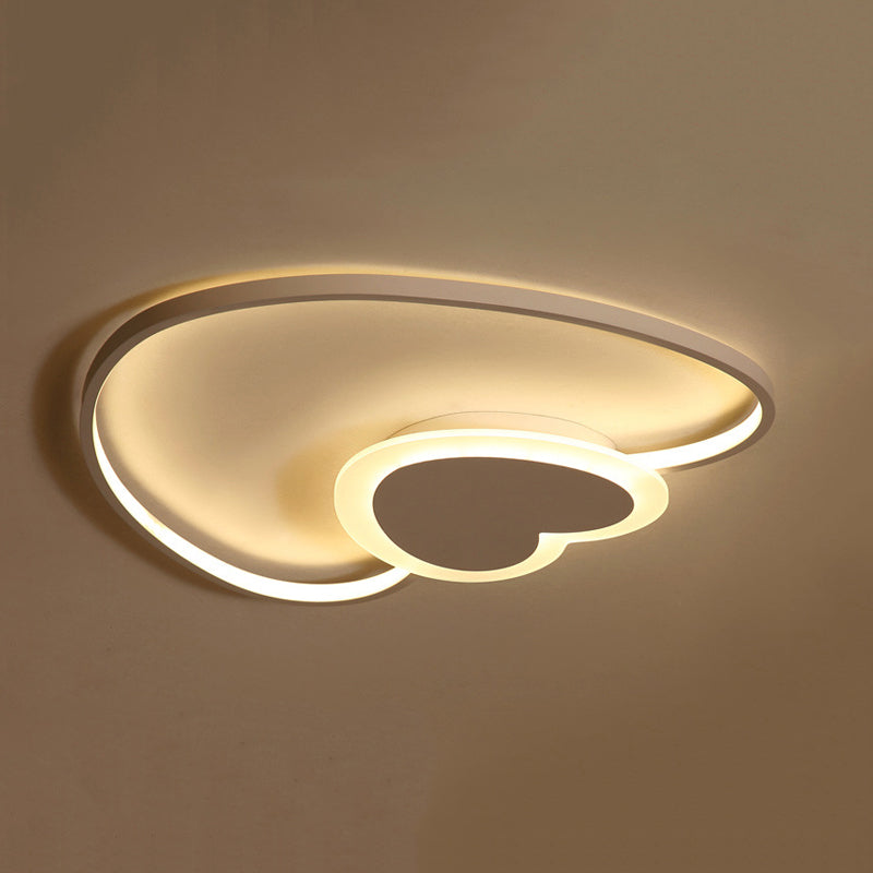 Stylish White Heart-Shaped Ceiling Lamp for Modern Dining Rooms