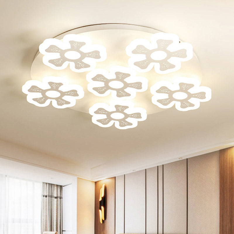Modern Flower-Shaped White Acrylic Ceiling Light for Living Room