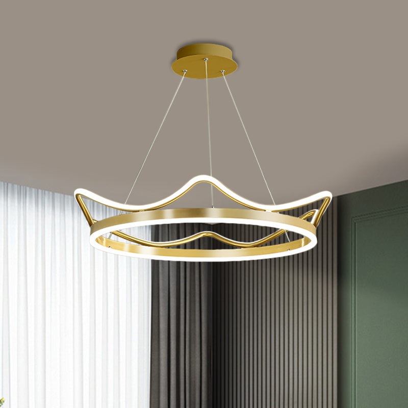 Lustre moderne à couronne dorée - Lampe suspendue élégante à LED de 20,5"/27,5" de diamètre en blanc chaud