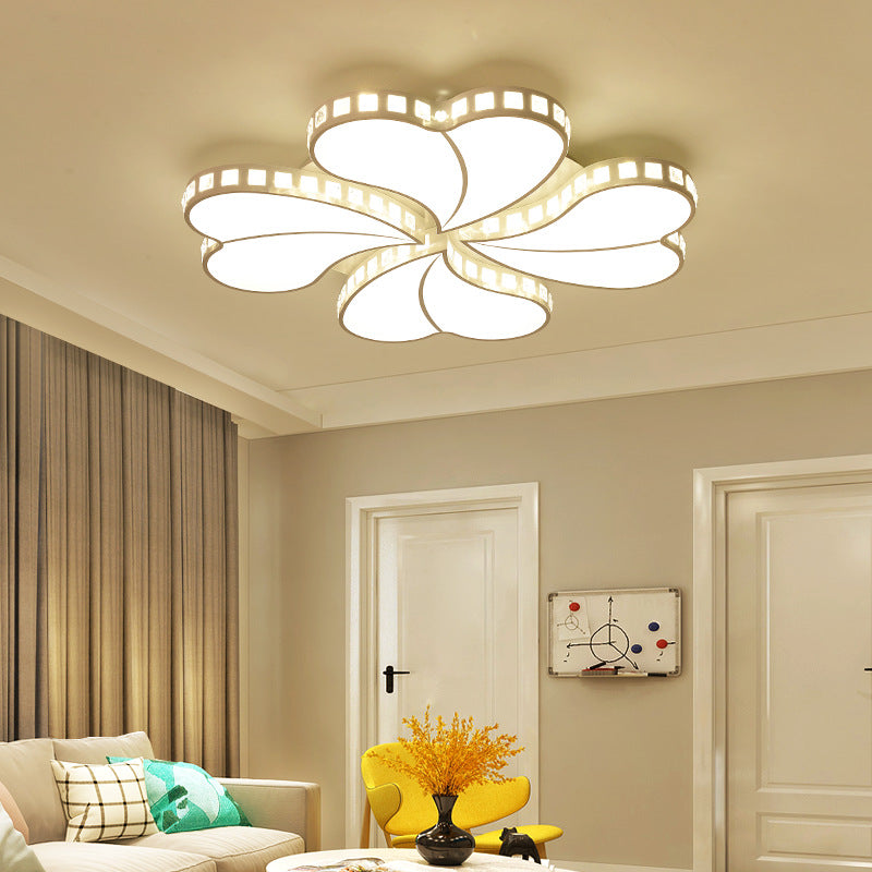 Child Bedroom Heart Flush Ceiling Light: Luxurious White Lamp with Crystal Accents