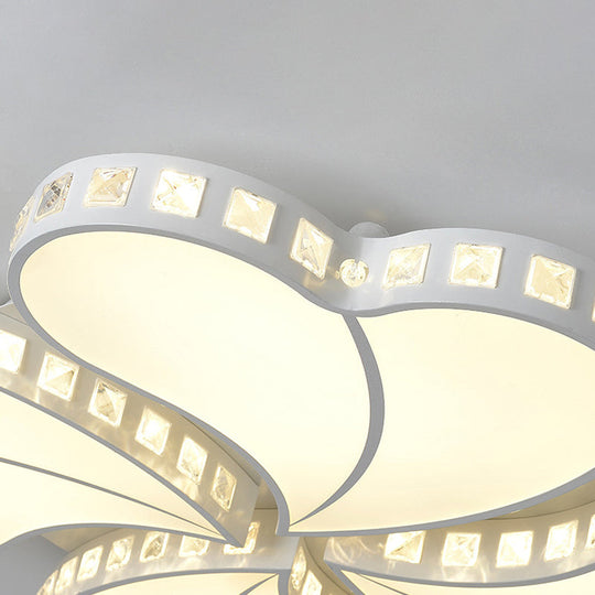 Child Bedroom Heart Flush Ceiling Light: Luxurious White Lamp with Crystal Accents
