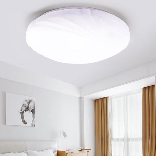 White Shell Shaped LED Ceiling Lamp in 3 Light Colors, Various Sizes
