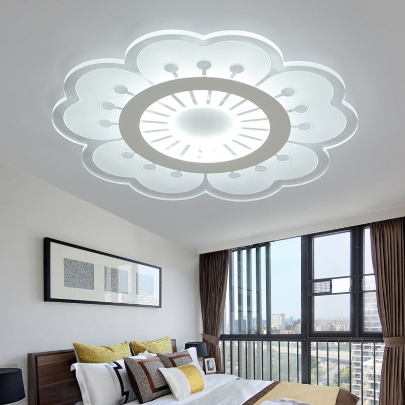 Modern Acrylic Petal LED Ceiling Light: Elegant Flush Mount for Girls' Bedroom
