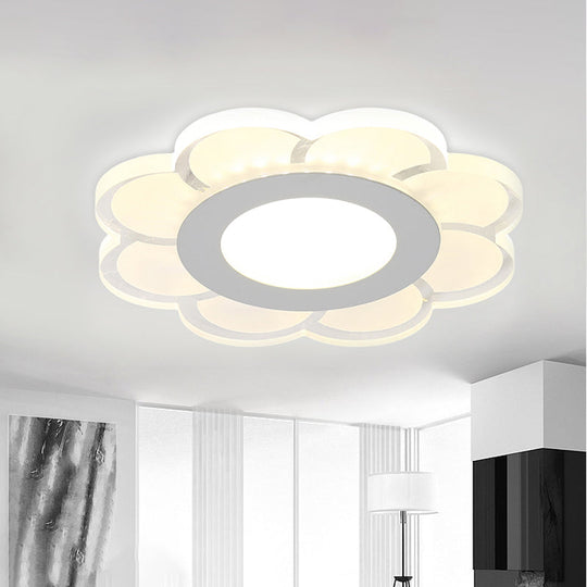 Sleek LED Ceiling Light with Acrylic Shade for Narrow Spaces