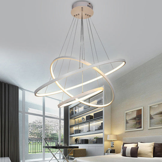 Adjustable 3-Tier Circle Chandelier: Modern Metal LED Hanging Light for Bedrooms (Black/White)