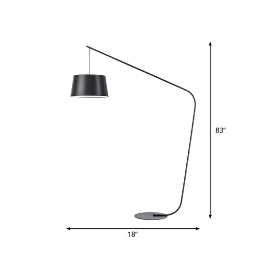 Modern Black Metal Floor Lamp With Unique Linear Capsule Arch Design For Living Room