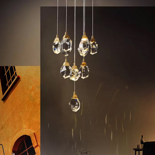 Suspension moderne en cristal en forme de goutte de pluie en laiton pour salle à manger - Disponible en options à 3, 5 ou 24 lumières