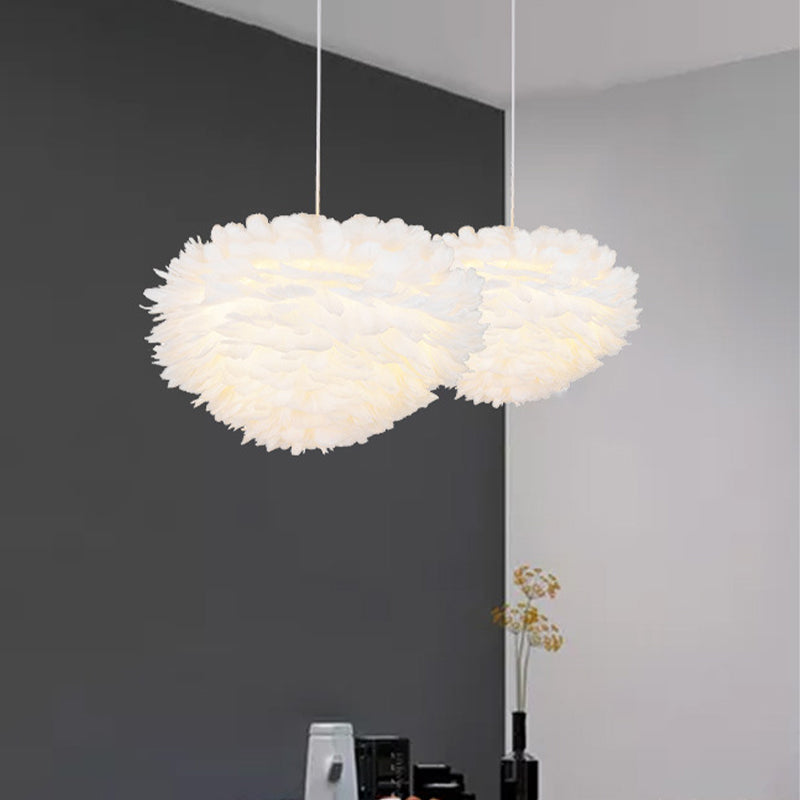 Luminaire suspendu à plumes blanches simples - Lampe de plafond à suspension simple et élégante pour salle à manger (12"/16" W)