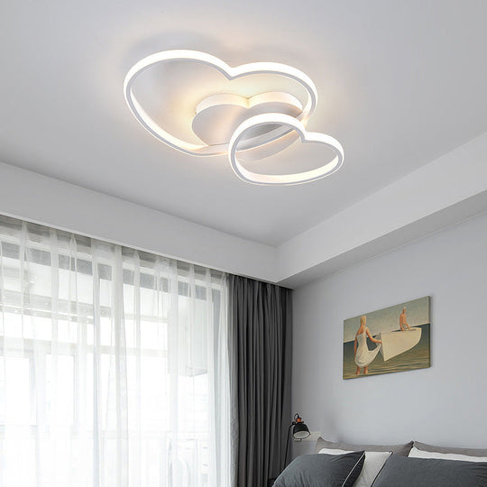 Plafonnier LED moderne en métal en forme de cœur pour chambre à coucher