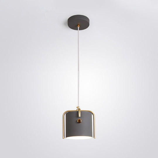 Modernist Metal Pendant Lamp with Bucket Shade – Cross Top, 1 Head – Dining Room Hanging Kit