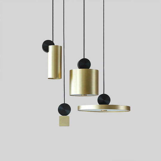 Sleek Brass Geometric Ceiling Light with 1 Bulb – Modern Suspension Lamp for Dining Room Décor