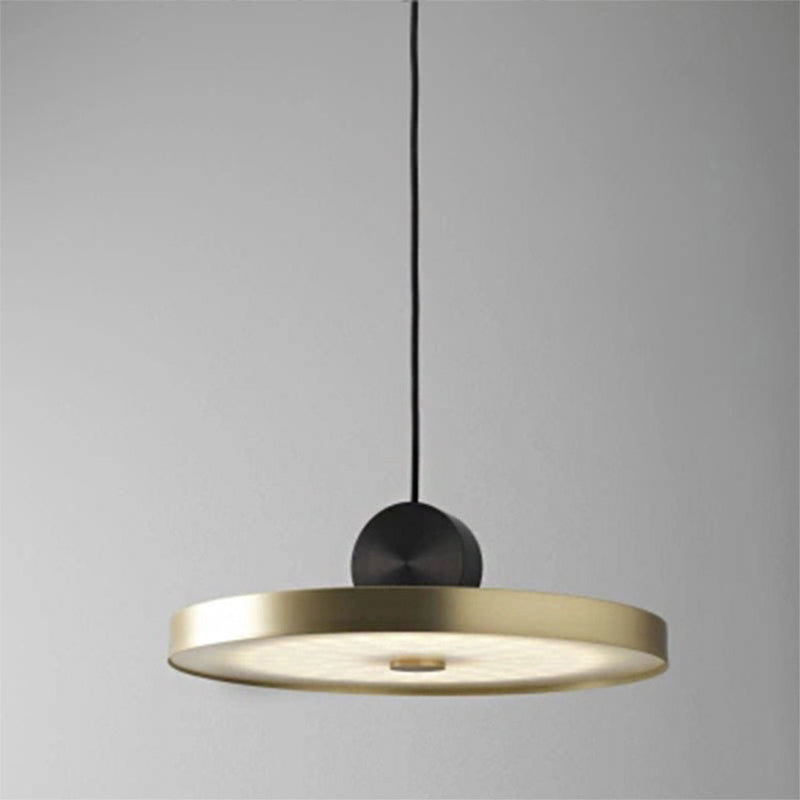 Sleek Brass Geometric Ceiling Light with 1 Bulb – Modern Suspension Lamp for Dining Room Décor