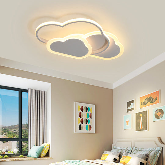 Pink Cloud LED Flush Light for Girls' Bedroom Ceiling - Cute Acrylic Cartoon Design