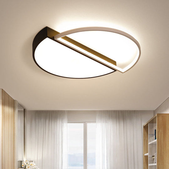 Minimalist Metal LED Flush Mount Lighting in Black for Living Room