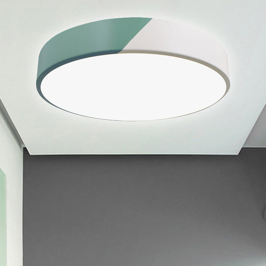 Sleek Round Flush Mount Nordic Design Ceiling Lamp with Acrylic Shade for Dining Room