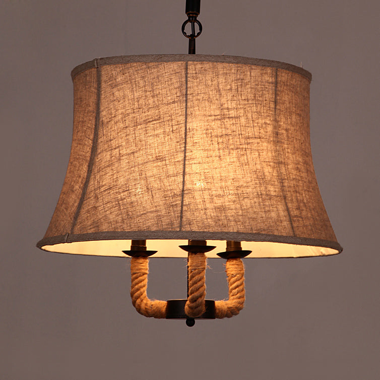 Lustre industriel beige avec plusieurs lumières et abat-jour en tissu - Luminaire suspendu au plafond avec corde de chanvre