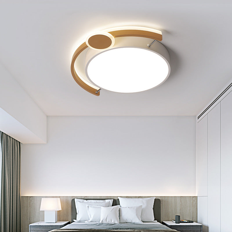 Sleek 16"/19.5" Wide LED Flush Ceiling Light in Metallic Black/Gold for Bedroom, White Light