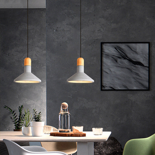 Suspension entonnoir minimaliste en gris - Finition ciment - Parfait pour la salle à manger - Comprend 1 ampoule