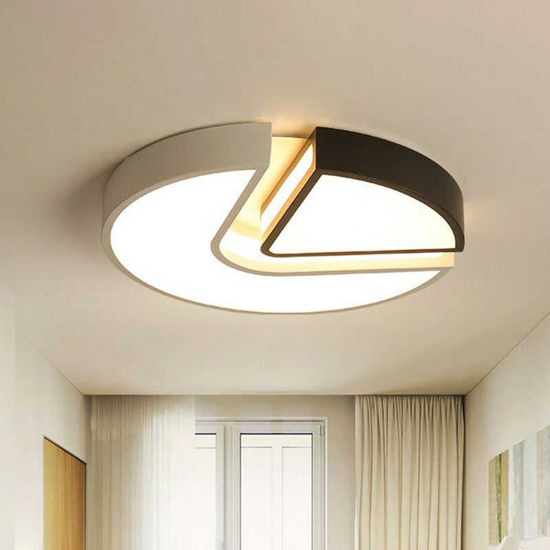 Minimalist Acrylic LED Flush Mount Ceiling Light in Black & White