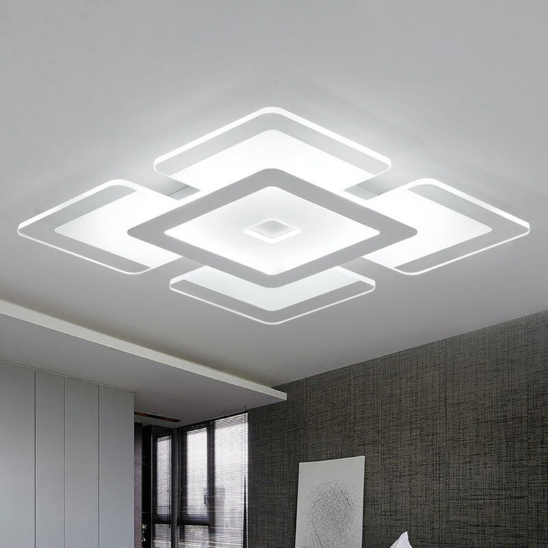 Modern Acrylic LED Flush Ceiling Light – Clear Fixture for Contemporary Interiors