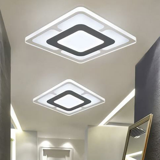 Modern Acrylic LED Flush Ceiling Light – Clear Fixture for Contemporary Interiors