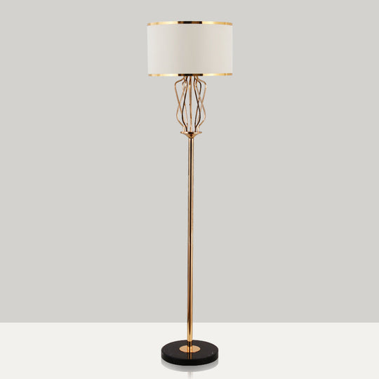 Classic Style Round Fabric Floor Lamp With 1 Head Brass Finish Ideal For Living Room Lighting
