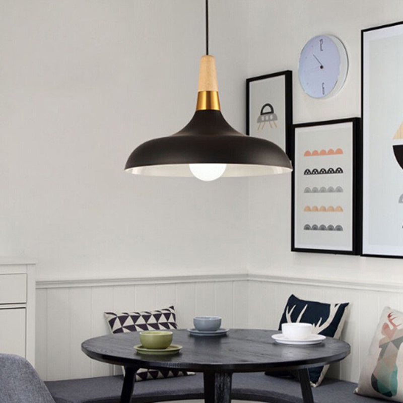 Nordic Metal Pendant Light For Restaurant With Swell Shade