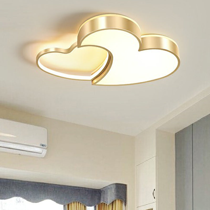 Minimalist Heart-Shaped Metal Ceiling Flush Mount Led Light In Golden Finish Ideal For Bedrooms