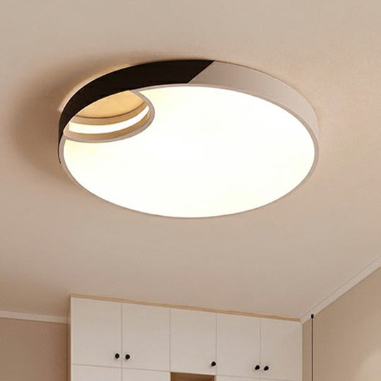 Round LED Ceiling Mounted Light: Modern Nordic Metal Bedroom Flush Fixture in Black-White