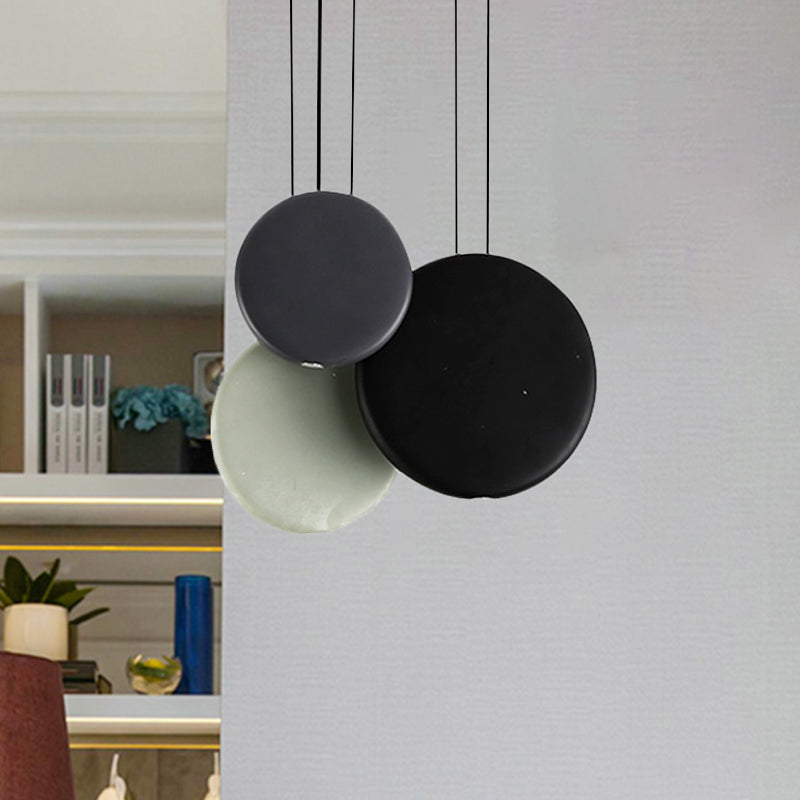 Modern Black and White Pendant Lights - 2/3/5 Globe Design with Warm/White Light