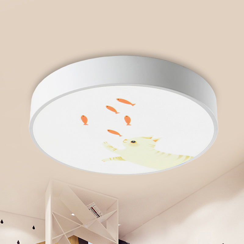 Baby Room Giraffe LED Ceiling Light: Circle Flushmount in White