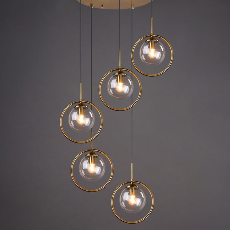 Luminaire suspendu post-moderne en forme de boule avec finition en laiton et abat-jour en verre - Suspension à 5 ampoules