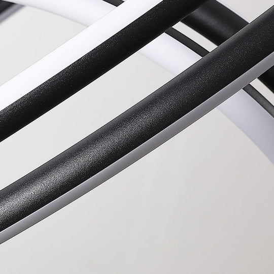 Lustre circulaire minimaliste noir et blanc