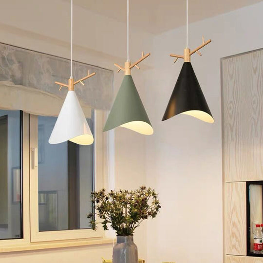 Nordic Metal Conical Multi-Ceiling Light With 3 Bulbs - White-Wood Drop Pendant Wavy Edge And Antler
