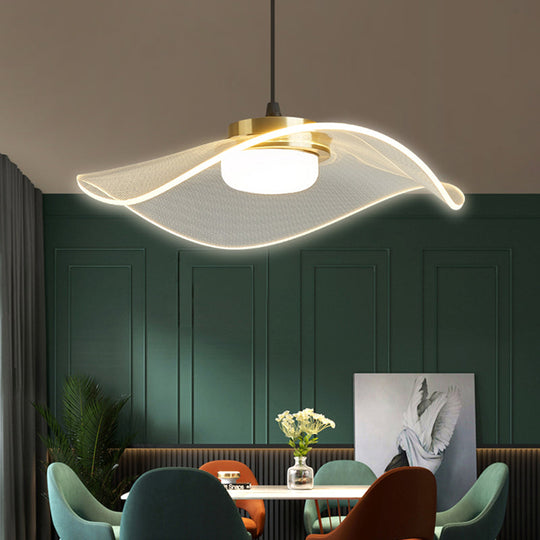 Sleek LED Pendulum Light: Ruffled Design, Clear Acrylic, Ideal for Dining Room